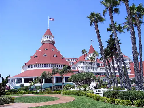 hotel del coronado pool. The Hotel Del Coronado